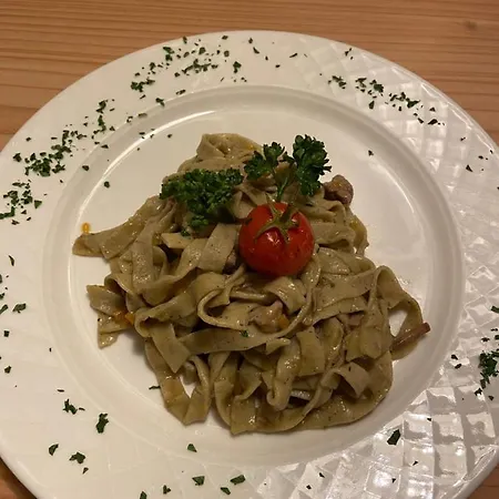 ホテル Ariston ***s